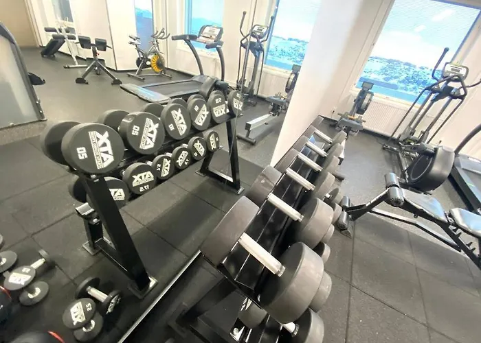 Goldfinger Yksioe Merinaekoealalla 7 Krs شقة *