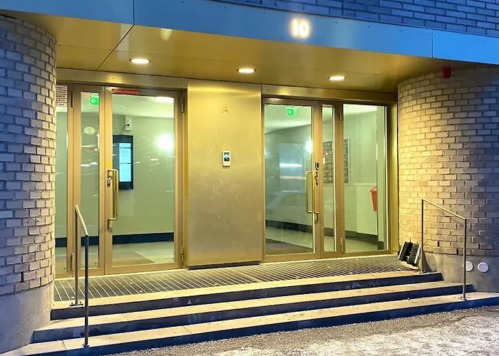 Goldfinger Yksioe Merinaekoealalla 7 Krs