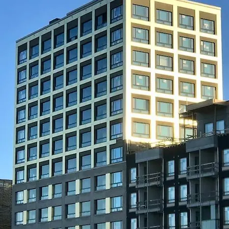 Goldfinger Yksioe Merinaekoealalla 7 Krs Helsínquia